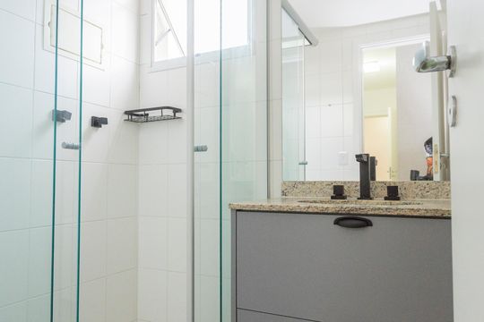 Banheiro da Suíte de apartamento à venda com 3 quartos, 107m² em Jardim Taquaral, São Paulo