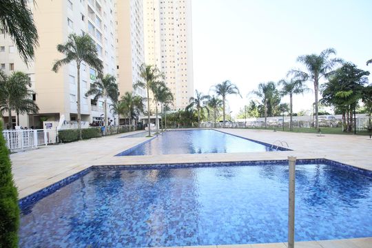 Área comum - Piscina de apartamento à venda com 2 quartos, 56m² em Jardim Henriqueta, Taboão da Serra