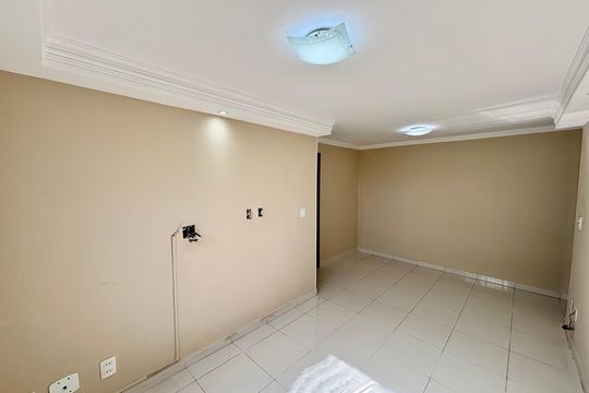 Sala  de apartamento para alugar com 2 quartos, 59m² em Conjunto Habitacional Padre Jose de Anchieta, São Paulo