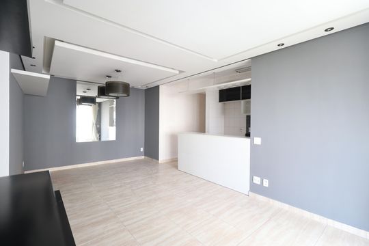 Sala  de apartamento à venda com 3 quartos, 88m² em Vila Anastácio, São Paulo