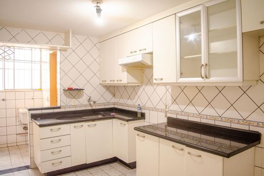 Apartamento à venda com 2 quartos, 63m² em Setor Leste Vila Nova, Goiânia