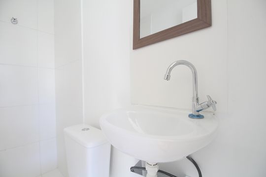 Banheiro de kitnet/studio à venda com 1 quarto, 17m² em Vila Andrade, São Paulo