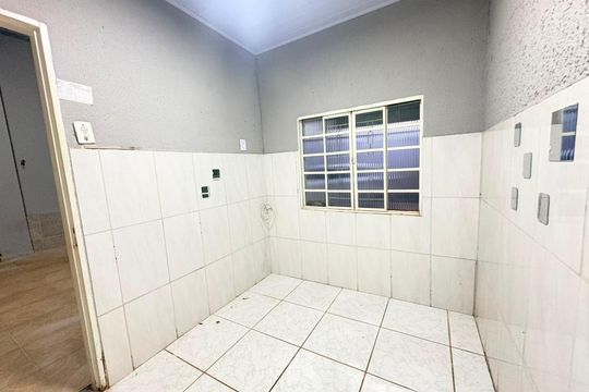 Casa para alugar com 6 quartos, 267m² em Jardim América, Goiânia