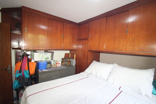 Quarto 1 de apartamento à venda com 2 quartos, 42m² em Jardim Antártica, São Paulo