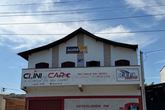Fachada Placa de casa para alugar com 3 quartos, 160m² em Jardim Gloria, Limeira