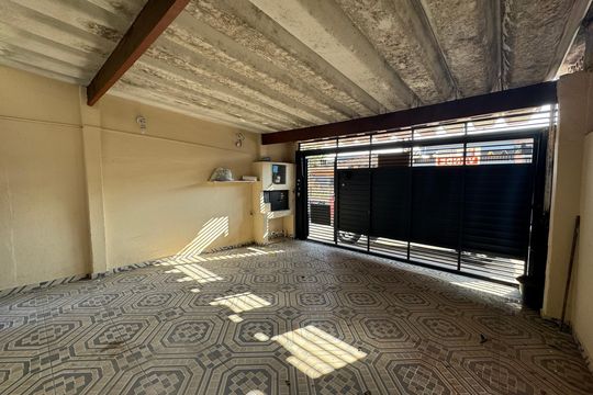 Garagem de casa para alugar com 3 quartos, 125m² em Jaguaribe, Osasco
