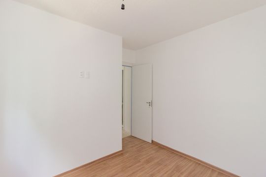 Quarto 1 de apartamento para alugar com 2 quartos, 32m² em Parque Pan Americano, São Paulo