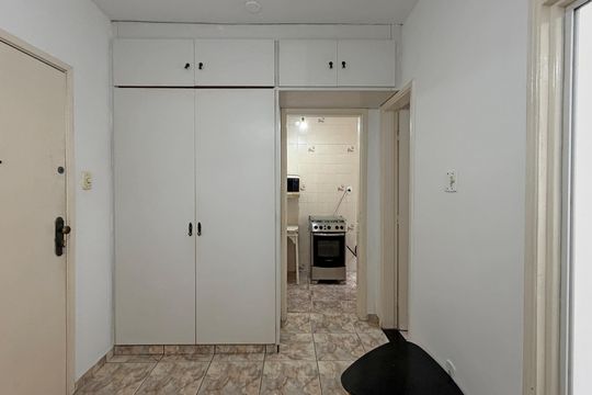 Sala de apartamento para alugar com 1 quarto, 40m² em Embaré, Santos