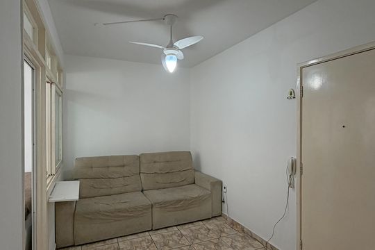 Sala de apartamento para alugar com 1 quarto, 40m² em Embaré, Santos