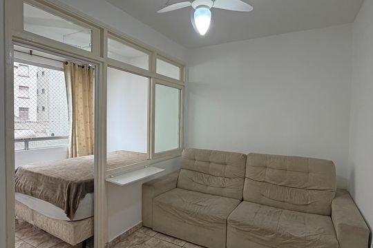 Sala de apartamento para alugar com 1 quarto, 40m² em Embaré, Santos