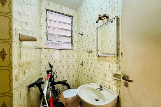 Banheiro 2 de casa de condomínio à venda com 3 quartos, 85m² em Botafogo, Rio de Janeiro