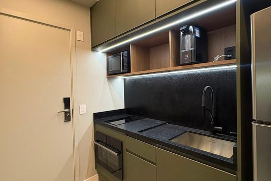 Cozinha de kitnet/studio à venda com 1 quarto, 39m² em Campo Belo, São Paulo