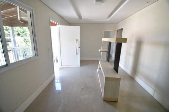 Casa à venda com 4 quartos, 200m² em Jardim Boa Esperança, Campinas