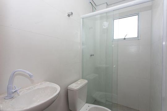Banheiro de apartamento para alugar com 2 quartos, 33m² em Penha de França, São Paulo