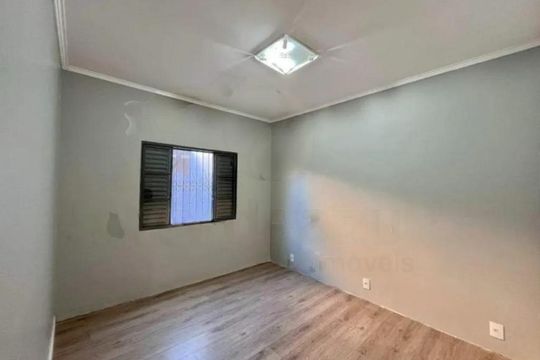 Casa para alugar com 4 quartos, 250m² em Jardim Guarani, Campinas