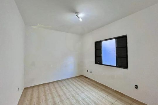 Casa para alugar com 4 quartos, 250m² em Jardim Guarani, Campinas