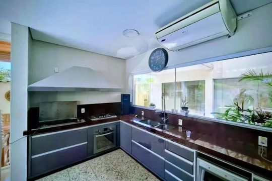 Casa para alugar com 3 quartos, 290m² em Vila Paraiso, Campinas