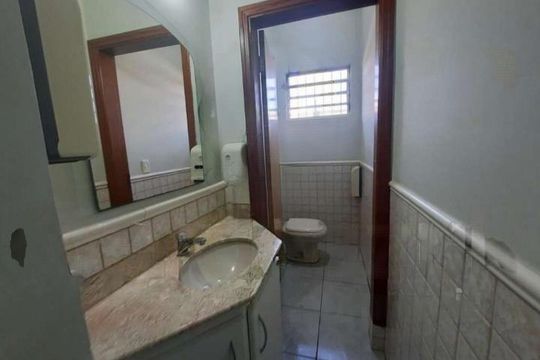 Casa para alugar com 6 quartos, 271m² em Jardim Chapadão, Campinas