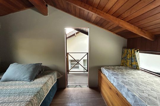 Quarto de apartamento para alugar com 1 quarto, 50m² em Lagoa da Conceição, Florianópolis