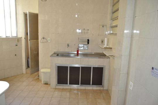 Cozinha de apartamento para alugar com 3 quartos, 68m² em Engenho de Dentro, Rio de Janeiro