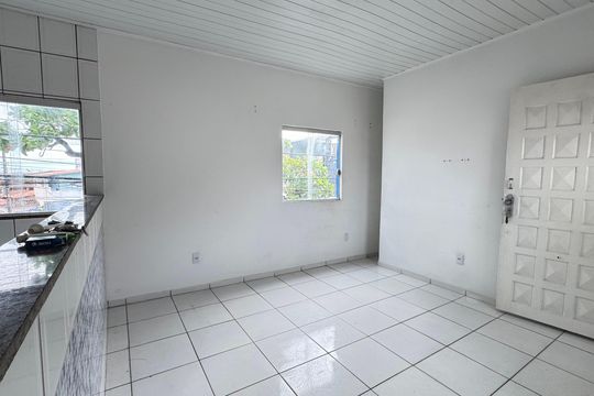 Sala de kitnet/studio para alugar com 1 quarto, 48m² em Mussurunga, Salvador