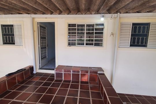 Área externa de casa à venda com 2 quartos, 100m² em Vila Padre Manoel de Nobrega, Campinas