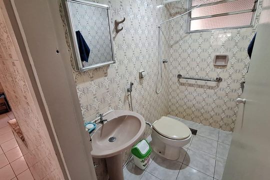 Banheiro de casa à venda com 2 quartos, 100m² em Vila Padre Manoel de Nobrega, Campinas