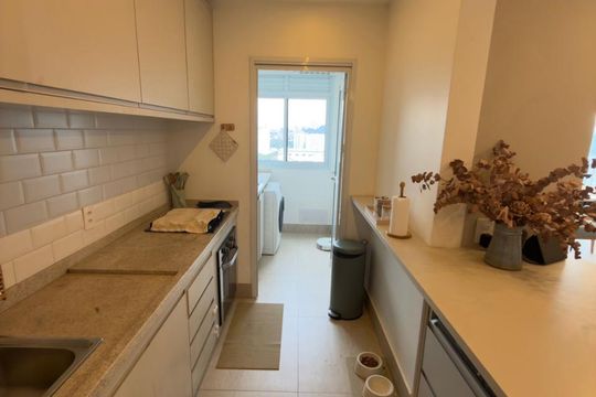 Cozinha de apartamento à venda com 3 quartos, 108m² em Jardim Caravelas, São Paulo