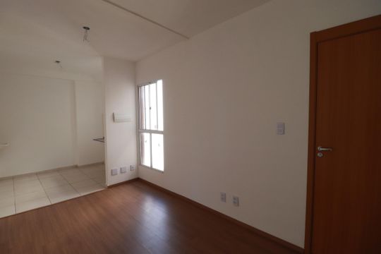 Sala de apartamento para alugar com 2 quartos, 43m² em Subsetor Norte - 10 (n-10), Ribeirão Preto