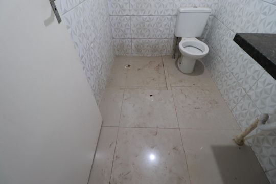 Banheiro  de apartamento para alugar com 2 quartos, 42m² em Ribeirão Verde, Ribeirão Preto