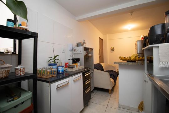 Cozinha e Área de Serviço de apartamento à venda com 1 quarto, 40m² em Condomínio Império dos Nobres, Brasília