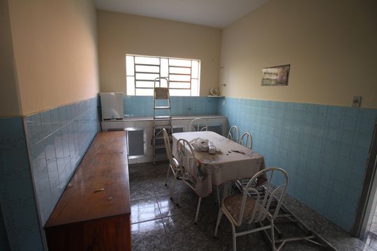 Cozinha de casa para alugar com 4 quartos, 180m² em Santa Helena, Belo Horizonte