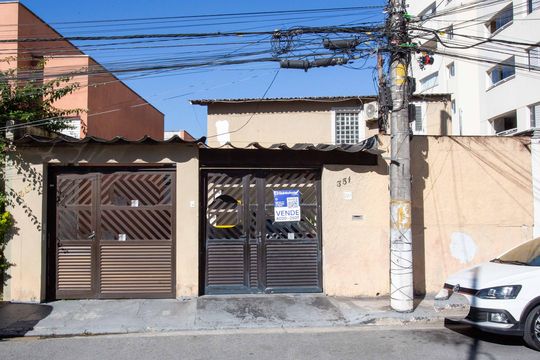 Fachada de casa à venda com 7 quartos, 372m² em Centro, Diadema
