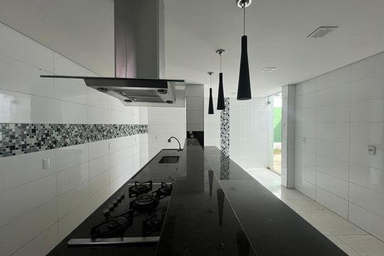 Cozinha de casa à venda com 3 quartos, 233m² em Parque Xangri-lá, Contagem