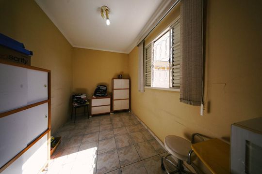 Casa à venda com 3 quartos, 300m² em Artur Alvim, São Paulo