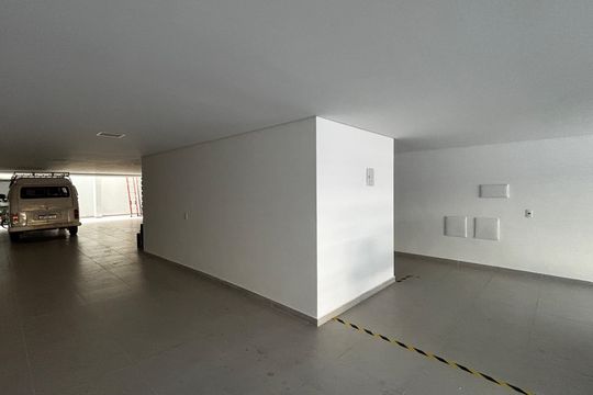 Garagem de apartamento à venda com 2 quartos, 69m² em Vila Metalúrgica, Santo André