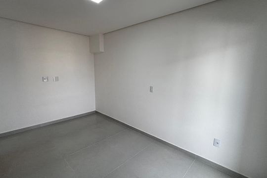 Suite de apartamento à venda com 2 quartos, 69m² em Vila Metalúrgica, Santo André