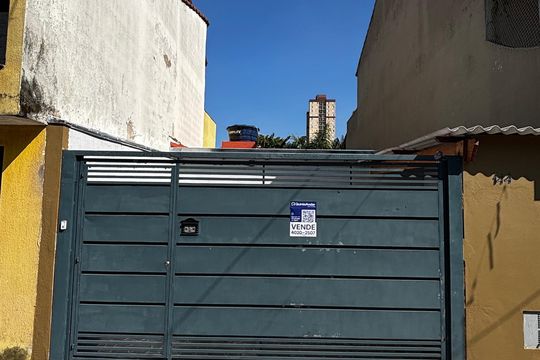 Fachada de casa à venda com 3 quartos, 120m² em Parque das Nações, Santo André