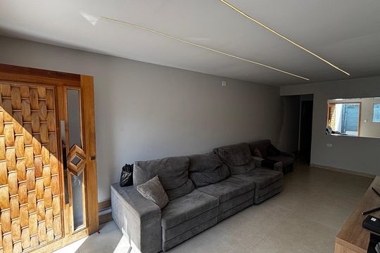 Sala de casa à venda com 3 quartos, 120m² em Parque das Nações, Santo André