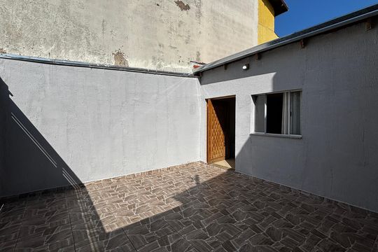 Garagem de casa à venda com 3 quartos, 120m² em Parque das Nações, Santo André