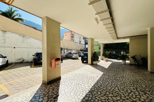 Área comum de apartamento para alugar com 2 quartos, 70m² em Humaitá, Rio de Janeiro