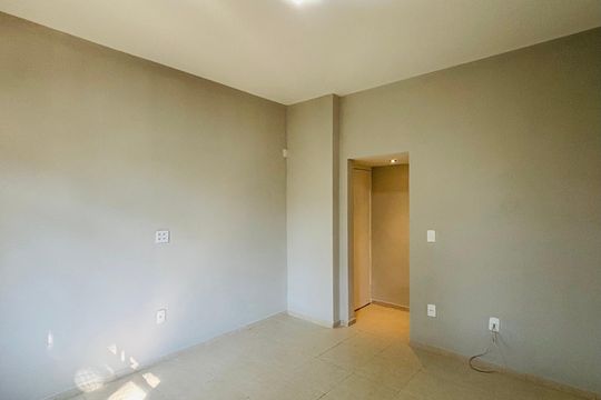 Sala de apartamento para alugar com 2 quartos, 70m² em Humaitá, Rio de Janeiro