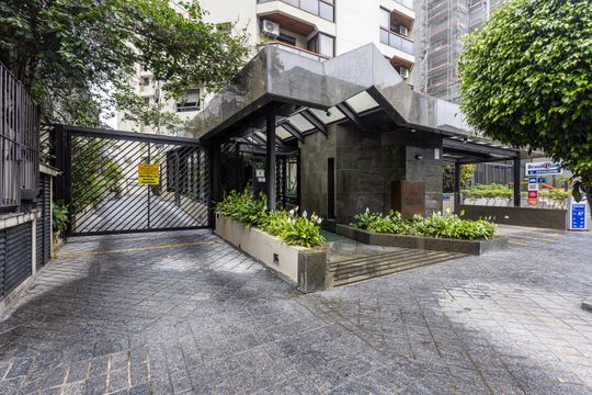 Fachada de apartamento para alugar com 2 quartos, 58m² em Jardim Paulista, São Paulo