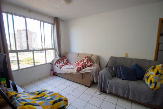 Apartamento à venda com 2 quartos, 58m² em Quadra 302, Brasília