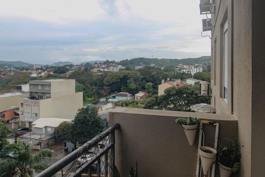 Varanda de apartamento para alugar com 3 quartos, 90m² em Tristeza, Porto Alegre
