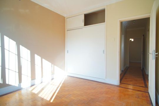 Quarto 2 de apartamento para alugar com 3 quartos, 120m² em Santa Cecília, Porto Alegre
