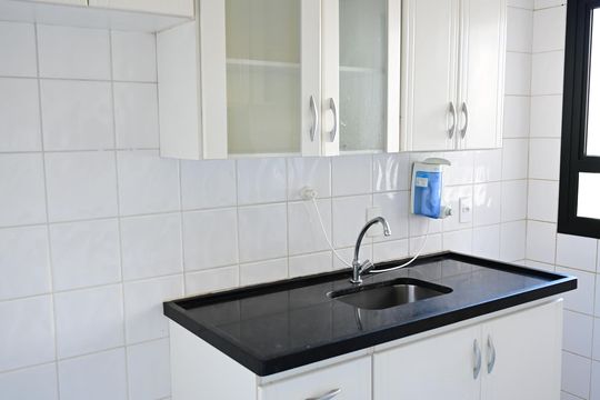 cozinha pia de apartamento à venda com 3 quartos, 75m² em Parque Eloy Chaves, Jundiaí