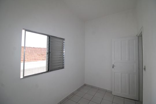 Quarto 1 de casa para alugar com 2 quartos, 72m² em Vila Baruel, São Paulo