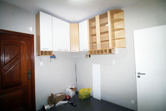 Cozinha de apartamento à venda com 2 quartos, 85m² em Vista Alegre, Rio de Janeiro