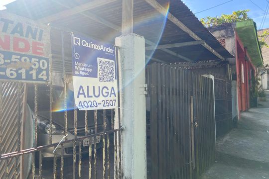 Fachada de casa para alugar com 2 quartos, 80m² em Vila Yara, Osasco